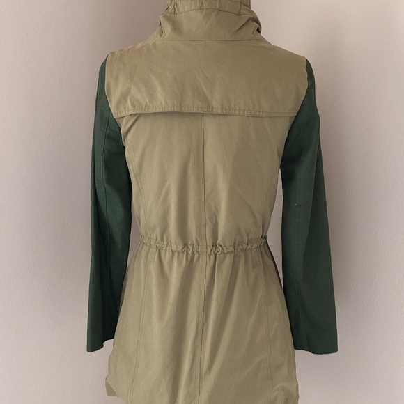 Meet your Posher, Janelle - Picture 8 of 8